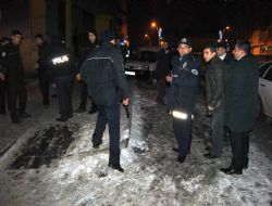 Alkol duvarını aşıp kavga ettiler